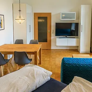 Apartment Charming With Parking Spot, Würzburg